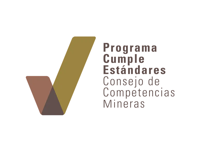 Cumple estándares